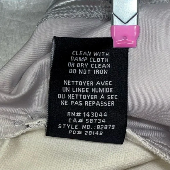 7 For All Mankind Silver Metallic Coated Straight Leg Pants Size Medium NWT - Picture 10 of 13